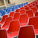 krzesła konferencyjne